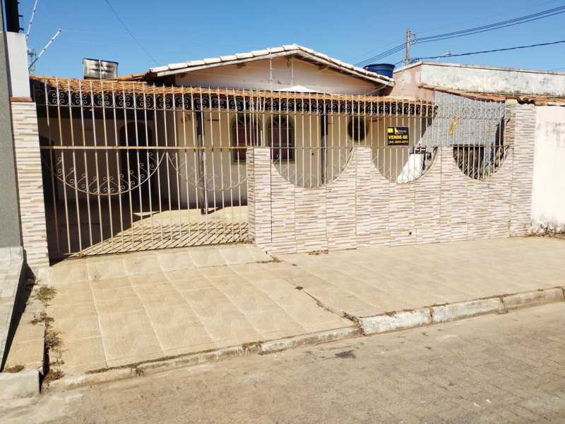 Casa 3 quartos à venda Patos de Minas,MG - R$ 450.000