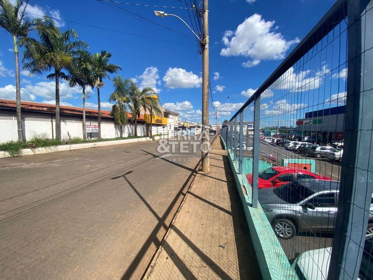 Salão Caramuru - Patos de Minas, aluguel por R$ 7.000/mês