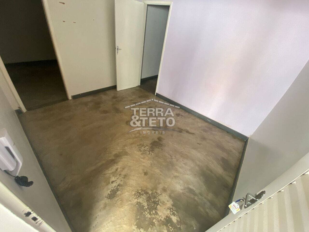 Casa Caramuru - Patos de Minas, aluguel por R$ 1.600/mês