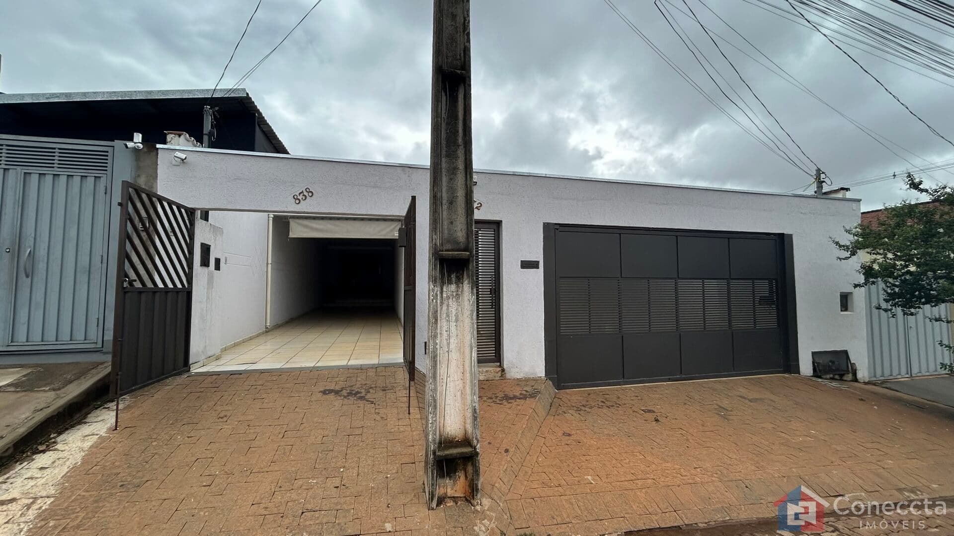 Imóvel com 2 Casas no Mesmo Terreno à Venda em Patos de Minas – Ideal para Morar e Gerar Renda